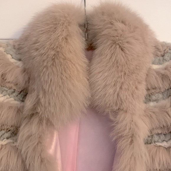 Real Pink Fur Vest - Picture 2 of 9